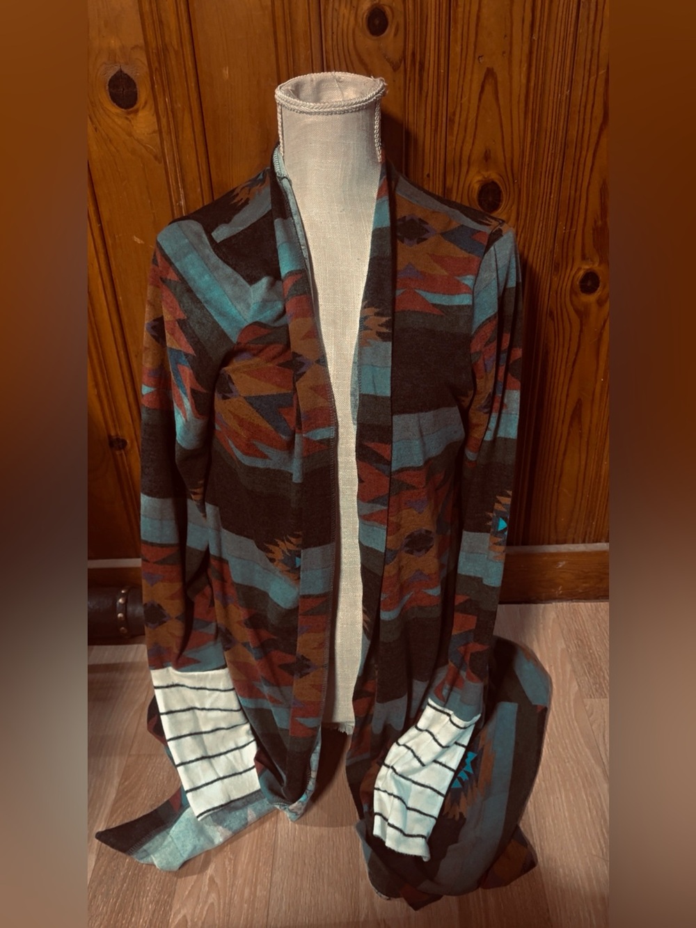 Open-Front Aztec Print Cardigan Sweater in Teal and Brown